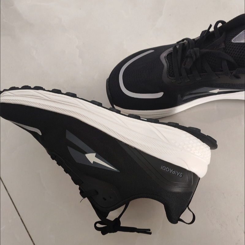 Zapatillas de running para hom - Men'S Shoes X Wide reseña y precio